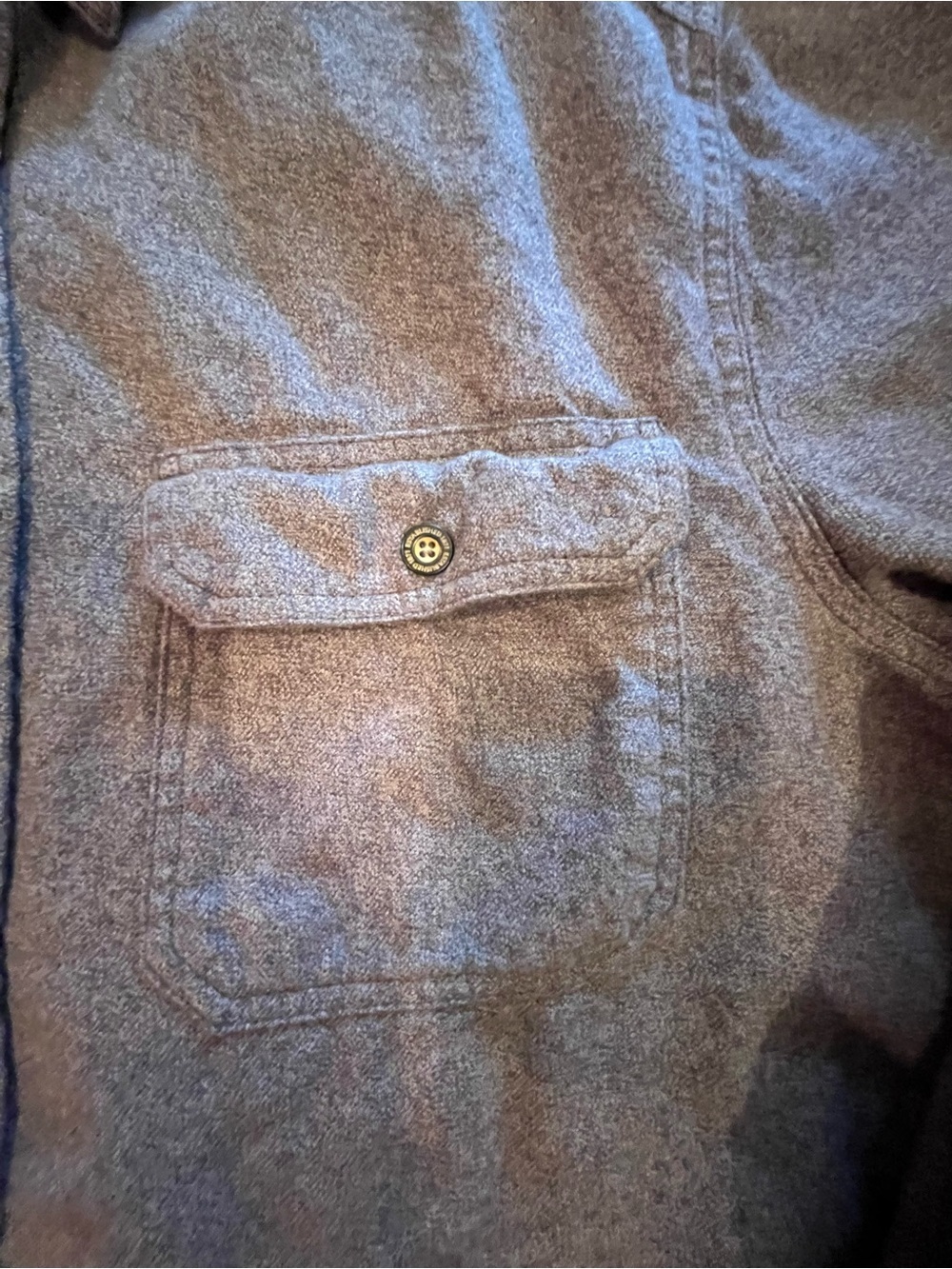 Field & Stream Men's Gray Button-Down Flannel Shirt - Picture 3 of 6
